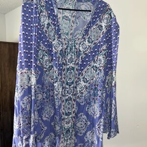 Blue and White Patterned Kimono